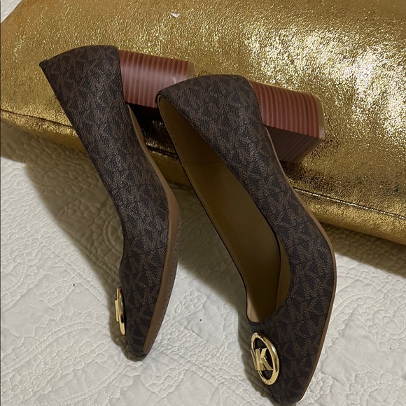 Michael Kors Dark Brown Square Heels  with Gold Logo - Picture 7 of 7